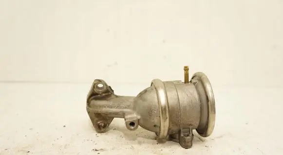 Audi A6 C7 EGR valve 06E131101K