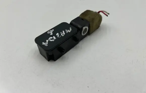 Mazda 6 Airbag deployment crash/impact sensor GJ6A57KC0