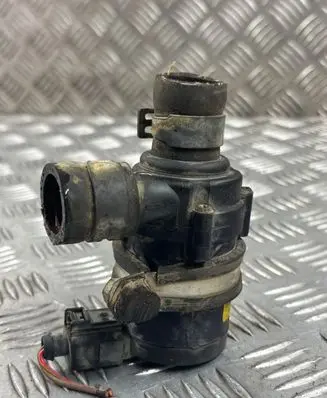 Volkswagen Touareg II Electric auxiliary coolant/water pump 7L0965561L