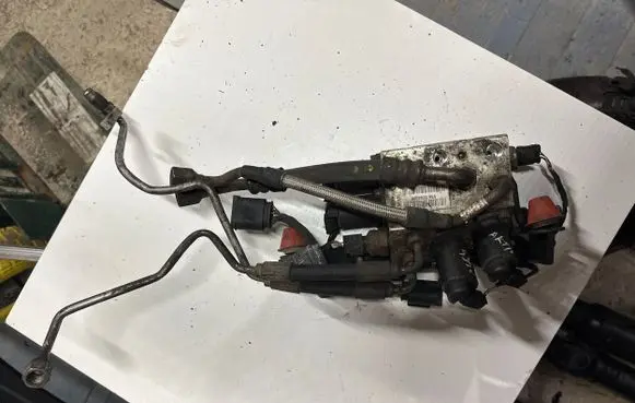 BMW 5 E60 E61 Active stabilizer control/valve assembly 6760840 04050338H