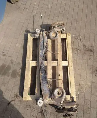Toyota Avensis Verso Rear axle beam 