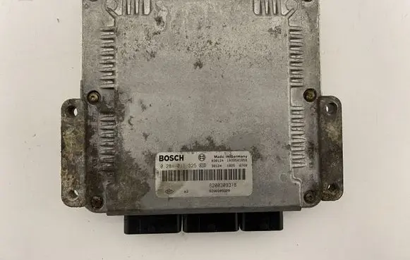 Renault Laguna II Engine control unit/module 8200309318 8200309329 0281011325