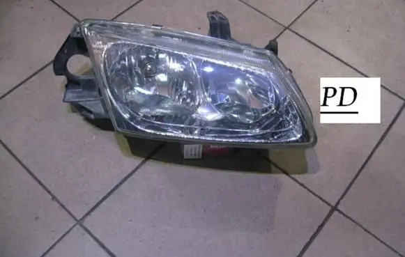Nissan Almera N16 Headlight/headlamp 89003330