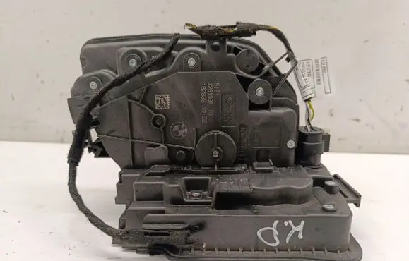 Mini Cooper Countryman F60 Front door lock 7281937