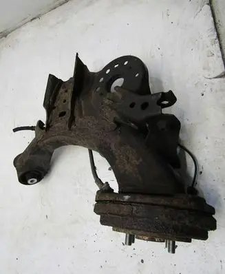 Suzuki Swift III Rear wheel hub KRIS235789