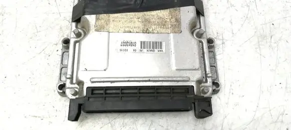 Peugeot 406 Engine control unit/module 0281010252 EDC15C2 9635158180