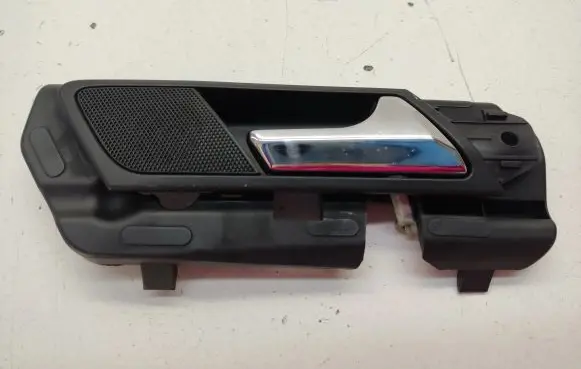 Mercedes-Benz ML W164 Rear door interior handle A2118200202 302174