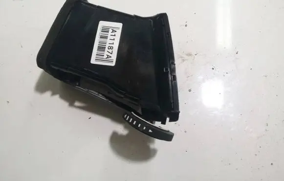 Volkswagen Sharan Dash center air vent grill 