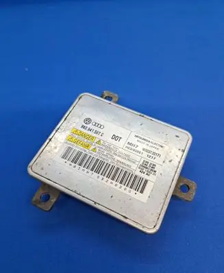 Audi A4 S4 B8 8K Headlight ballast module Xenon 8K0941597C W003T20171