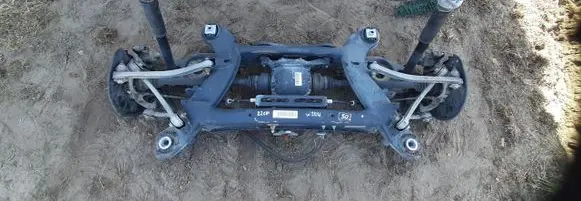Mercedes-Benz C W204 Rear axle beam with reductor 2043502400