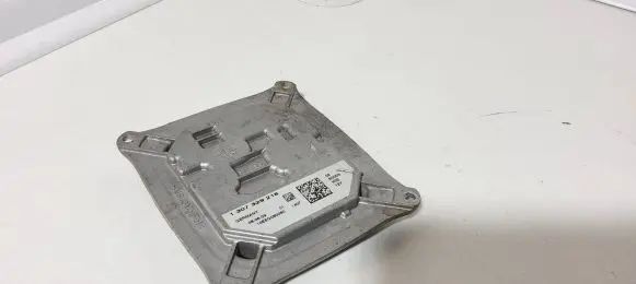 Audi A4 S4 B8 8K Headlight ballast module Xenon 1307329218 10EEG080080