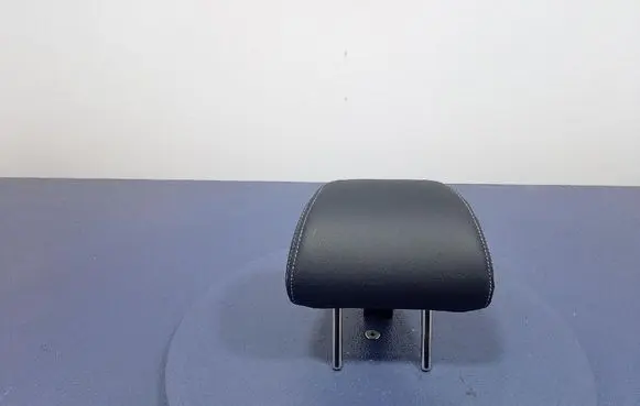 Infiniti Q50 Front seat headrest 