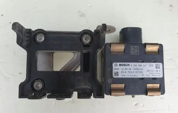 Tesla Model X Distronic sensor radar 105755100BTESLA