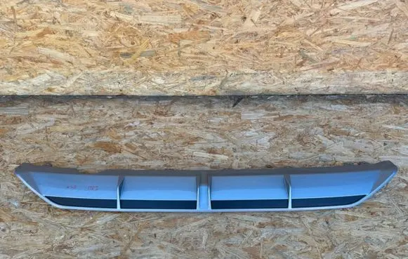 Hyundai i20 (BC3 BI3) Rear bumper trim bar molding 86671Q0GA0 86673Q0GA0 86672Q0GA0