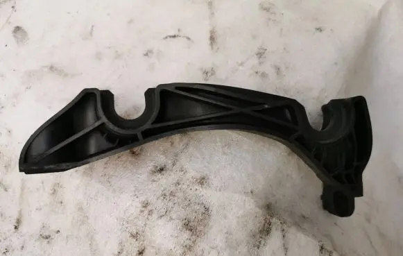 Renault Laguna III Gear shift cable bracket 8200549687 34090713