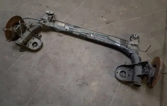 Renault Laguna III Rear axle beam 555019220R