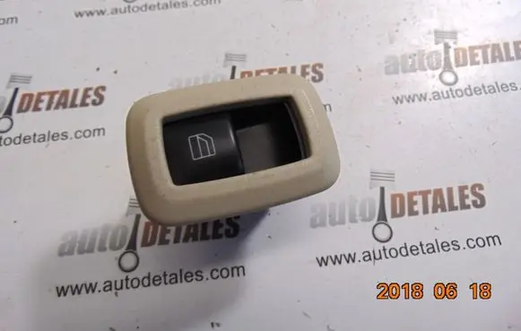 Mercedes-Benz B W245 Electric window control switch A2518200510