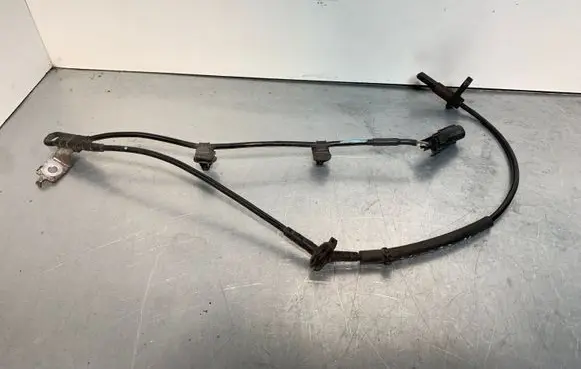 Suzuki Vitara (LY) ABS brake wheel speed sensor 160622