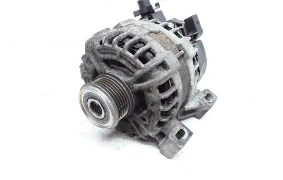 Volvo V40 Generator/alternator 31288880