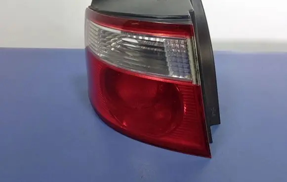 KIA Carens I Rear/tail lights 0K2FB51140L