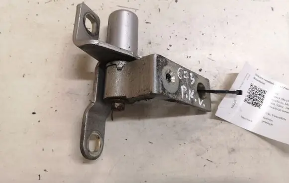 Ford Galaxy Front door upper hinge