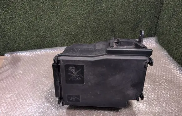 Renault Trafic III (X82) Fuse box set 243503708R 93452999