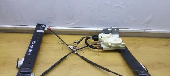 Ford S-MAX Rear door window regulator with motor 6M21U27001BU 0130822286