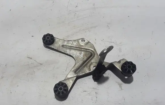 BMW 5 F10 F11 ABS pump bracket 6775355