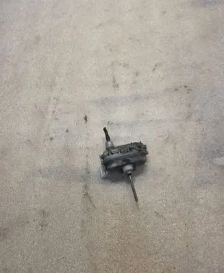 Audi A8 S8 D2 4D Central locking vacuum pump 4D0862153A