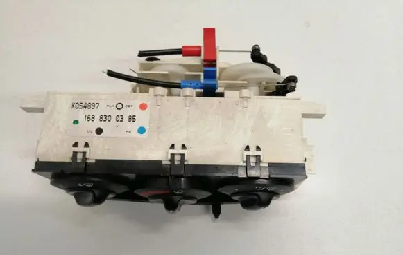 Mercedes-Benz A W168 Climate control unit 1688300385