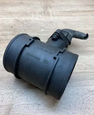 Audi A6 S6 C5 4B Mass air flow meter 0281002180