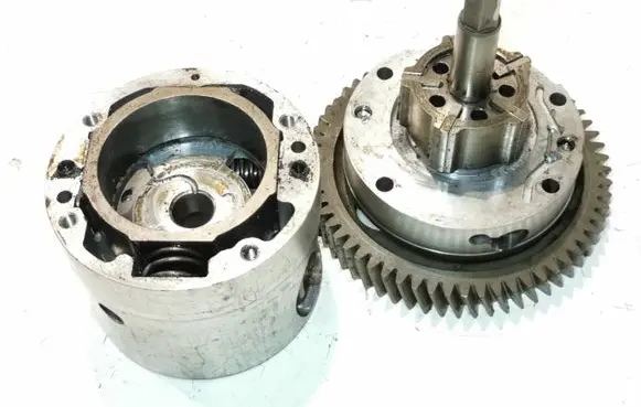 Mercedes-Benz Sprinter W906 Oil pump 6511811101