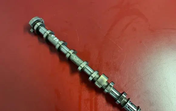BMW X3 G01 Camshaft 8669205