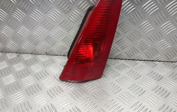 Alfa Romeo 147 Tailgate rear/tail lights 0336900