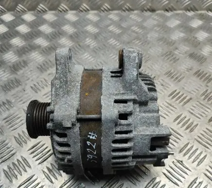 Opel Vivaro Generator/alternator 231006729R