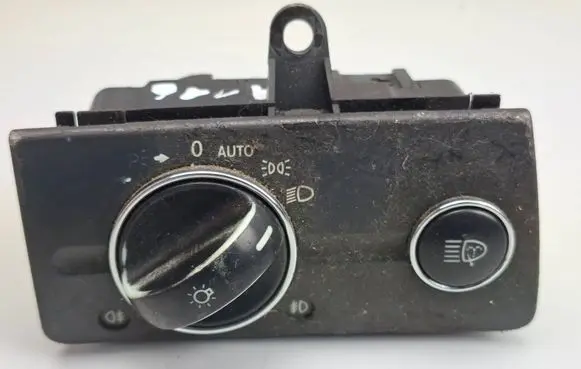Mercedes-Benz E W211 Light switch 2115450104 04056000