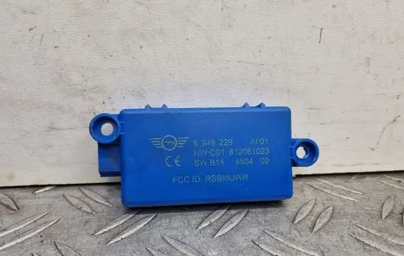 Mini One - Cooper Cabrio R52 Aerial antenna amplifier 6949229