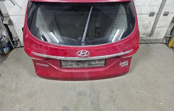 Hyundai i40 Tailgate/trunk/boot lid 