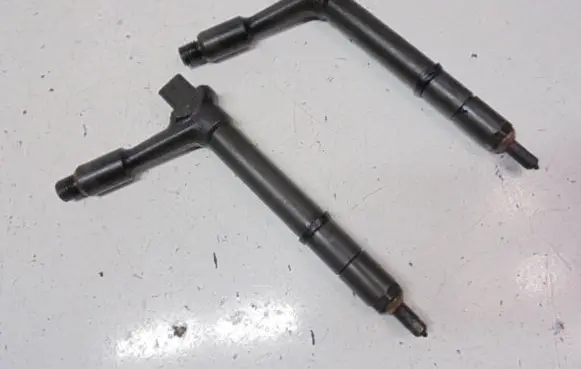 Opel Combo C Fuel injector TJBB01901D