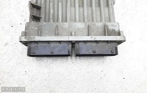 Coolant fan relay