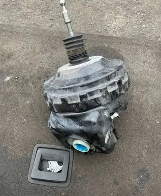 Audi A4 S4 B5 8D Brake booster 8K0612103E 03785912314