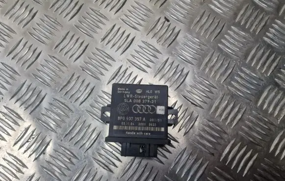 Audi A6 S6 C6 4F Light module LCM 8P0907357A