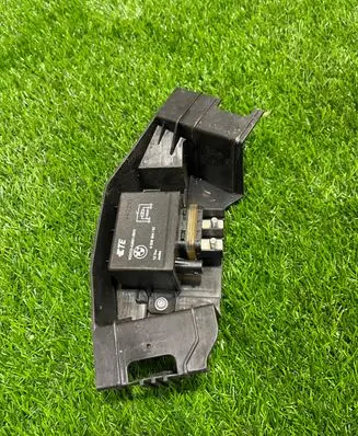 BMW X6 G06 Coolant fan relay 6836504