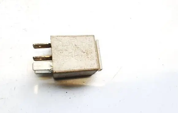 Audi A3 S3 8P Other relay 1K0951253A