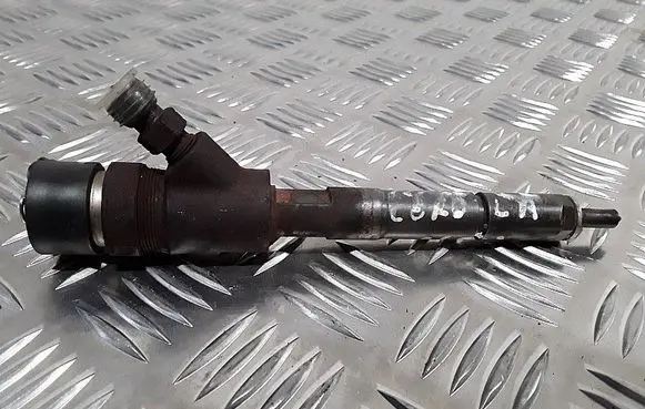 Toyota Corolla E120 E130 Fuel injector 0445110227 2367033040