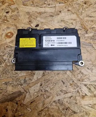 Volvo V40 Airbag control unit/module 31429510 VR067RR73572 170671173572