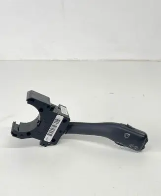 Volkswagen Golf IV Wiper control stalk 4B0953503H