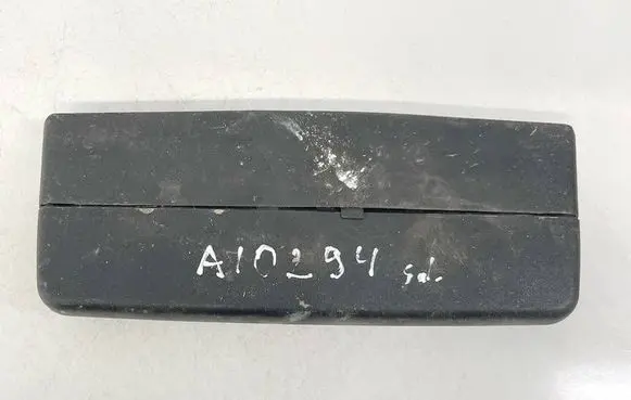 Ford Galaxy Third/center stoplight E1300 S302