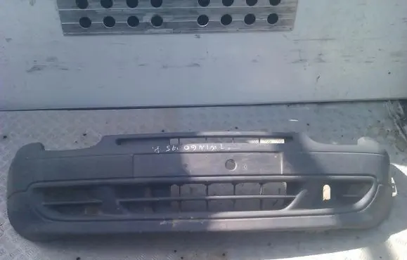 Renault Twingo I Front bumper 7700817500