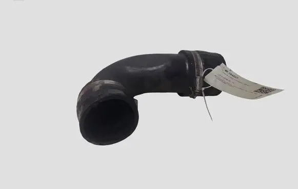 Volvo XC90 Air intake hose/pipe 30696253
